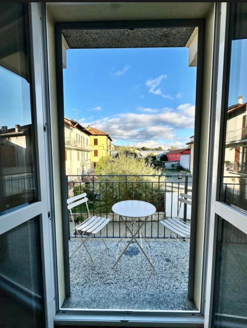 Lora Diamond Suite ,Free Parking, Self Check In,3 Côme Esterno foto