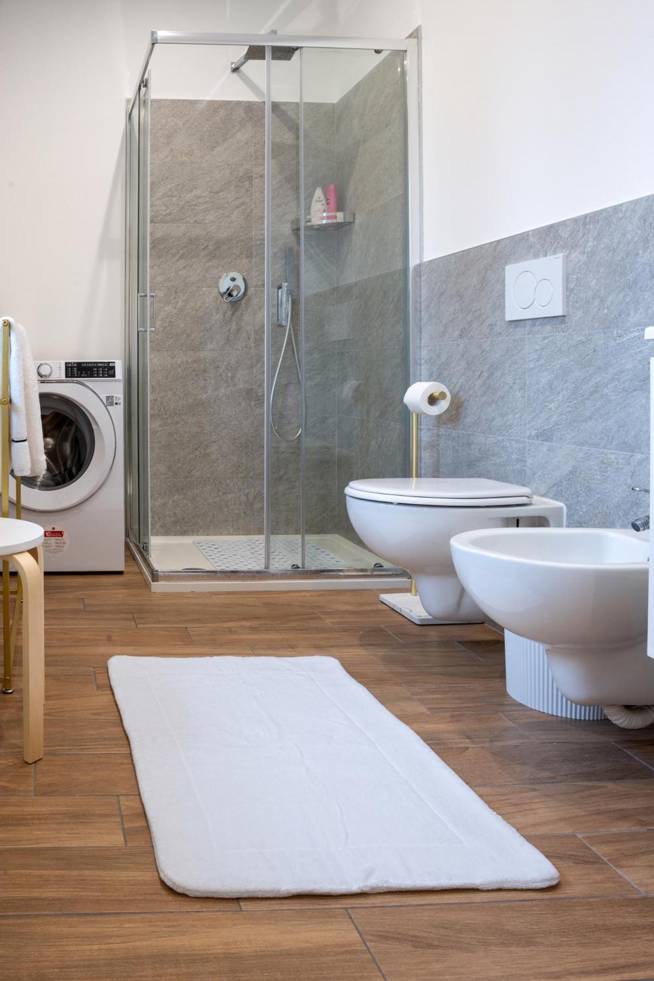 Lora Diamond Suite ,Free Parking, Self Check In,3 Côme Esterno foto